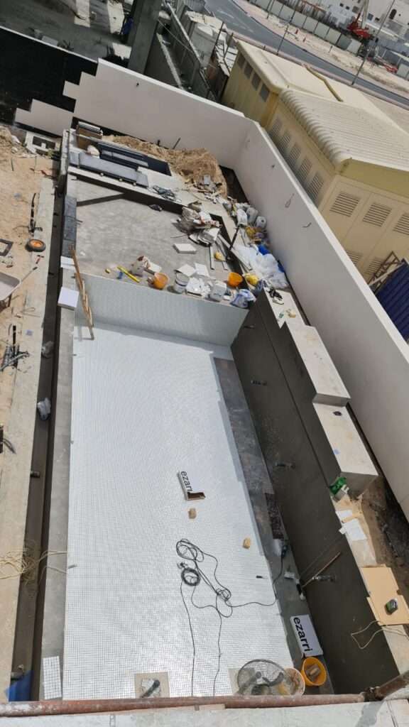 Villa Infinity Pool Design Construction at Jumeirah Dubai 